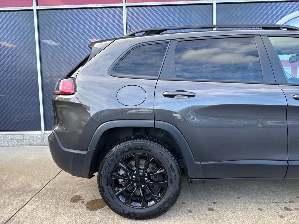 Used 2023 Jeep Cherokee Altitude Lux AWD/4WD image 4