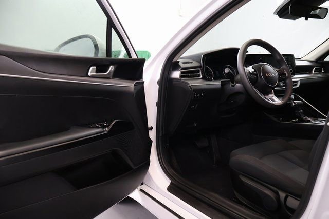 Used 2024 Kia K5 LXS image 8