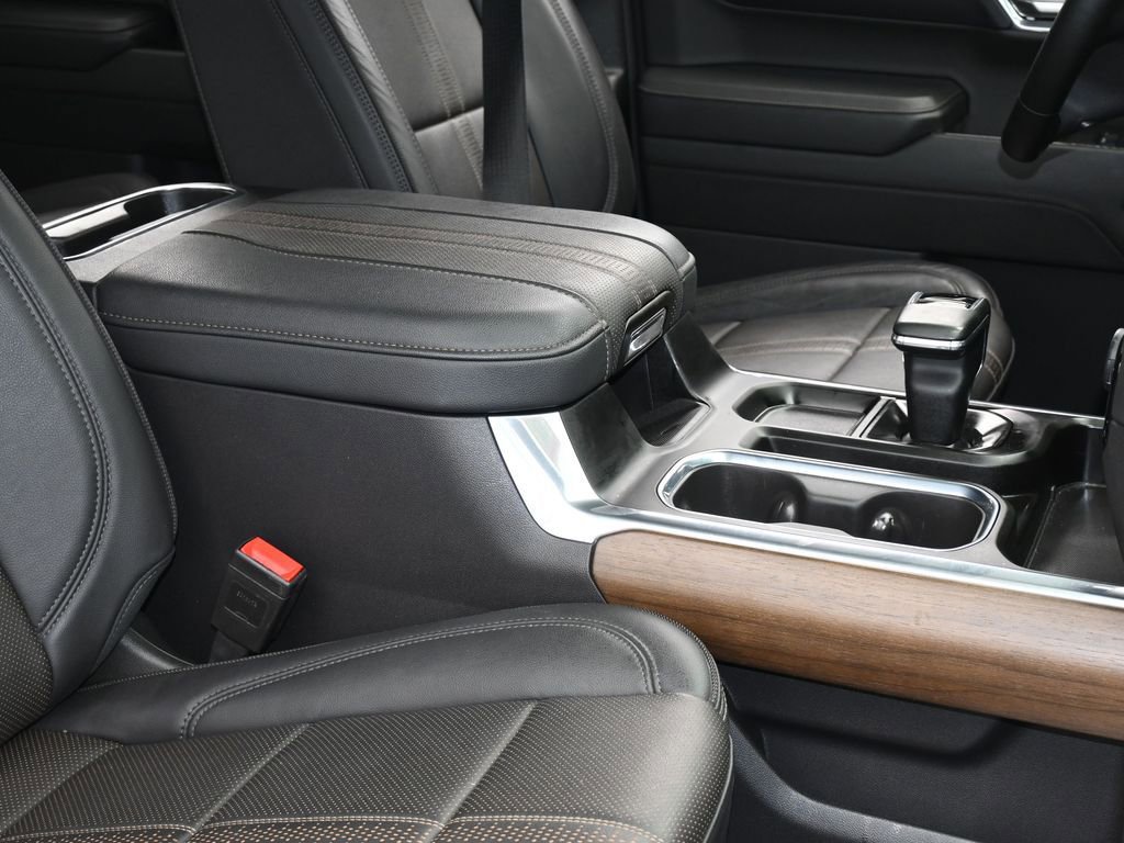 Used 2024 Chevrolet Silverado 1500 High Country w/ Technology Package image 65