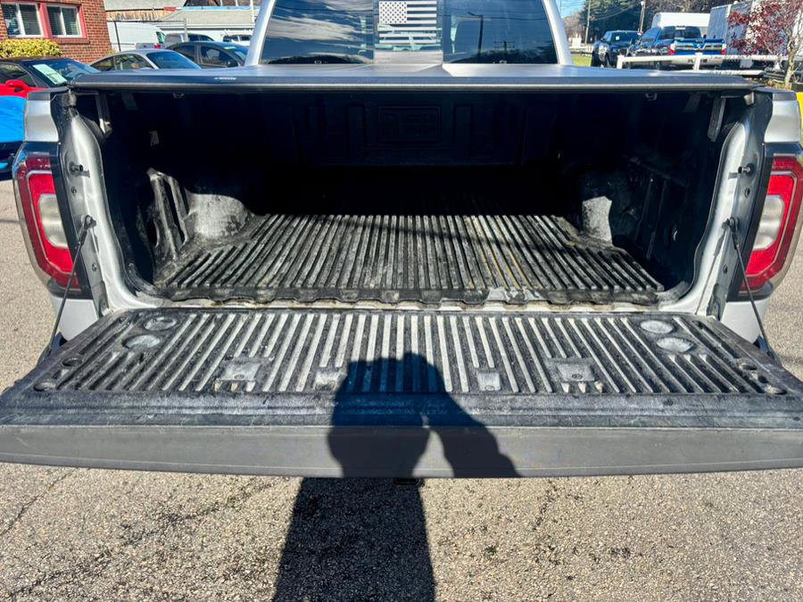 Used 2018 GMC Sierra 1500 SLT w/ SLT Premium Package image 28