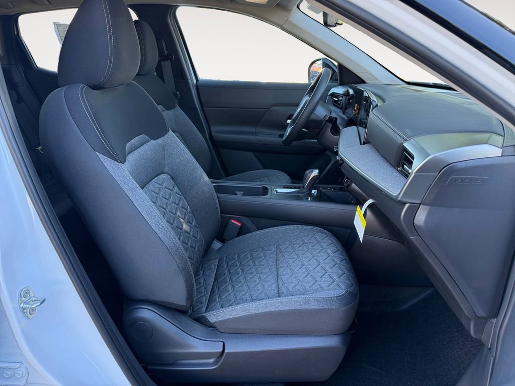 New 2026 Nissan Kicks SV w/ SV Premium Package AWD/4WD image 15