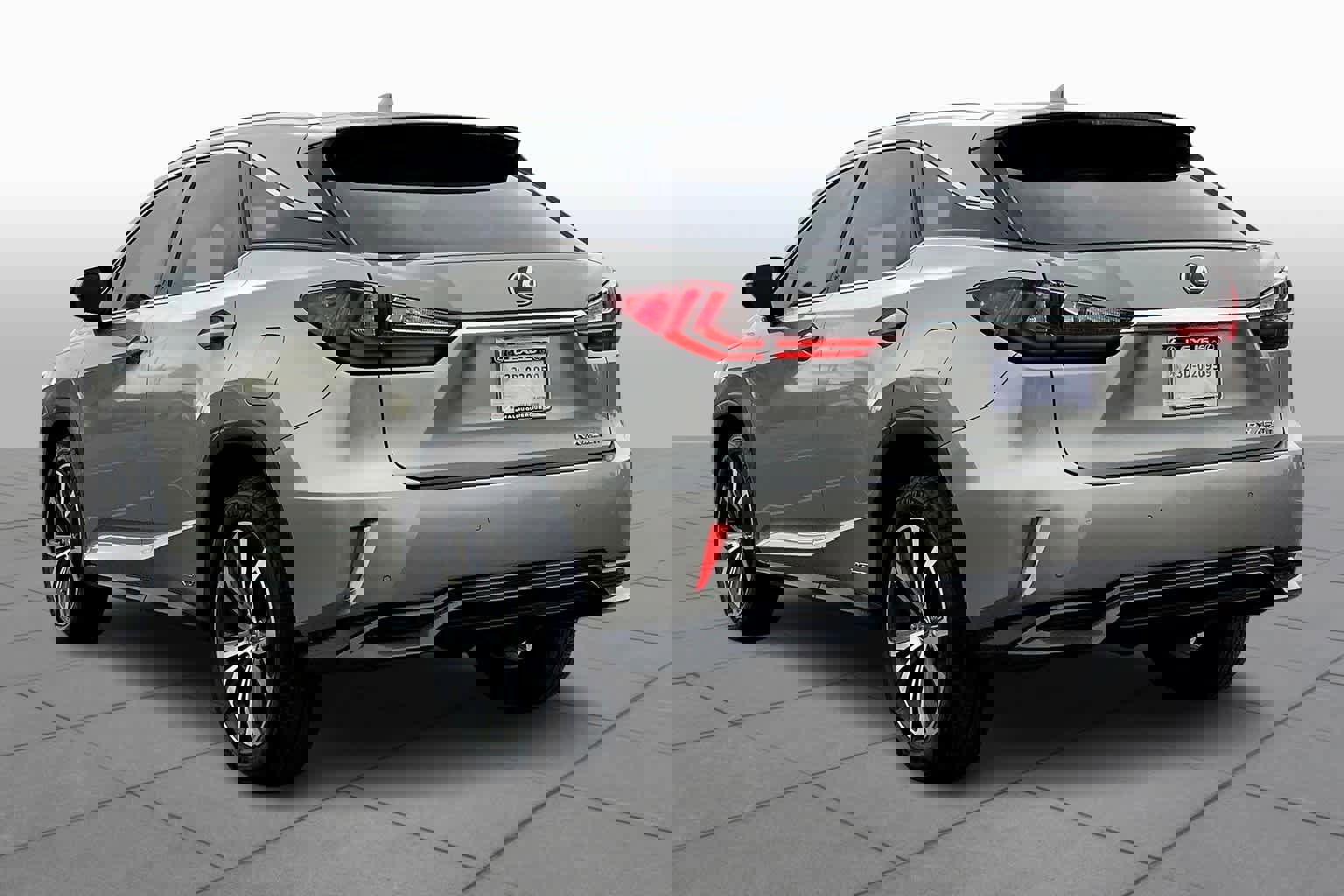 Used 2019 Lexus RX 450h AWD w/ Navigation Package image 12