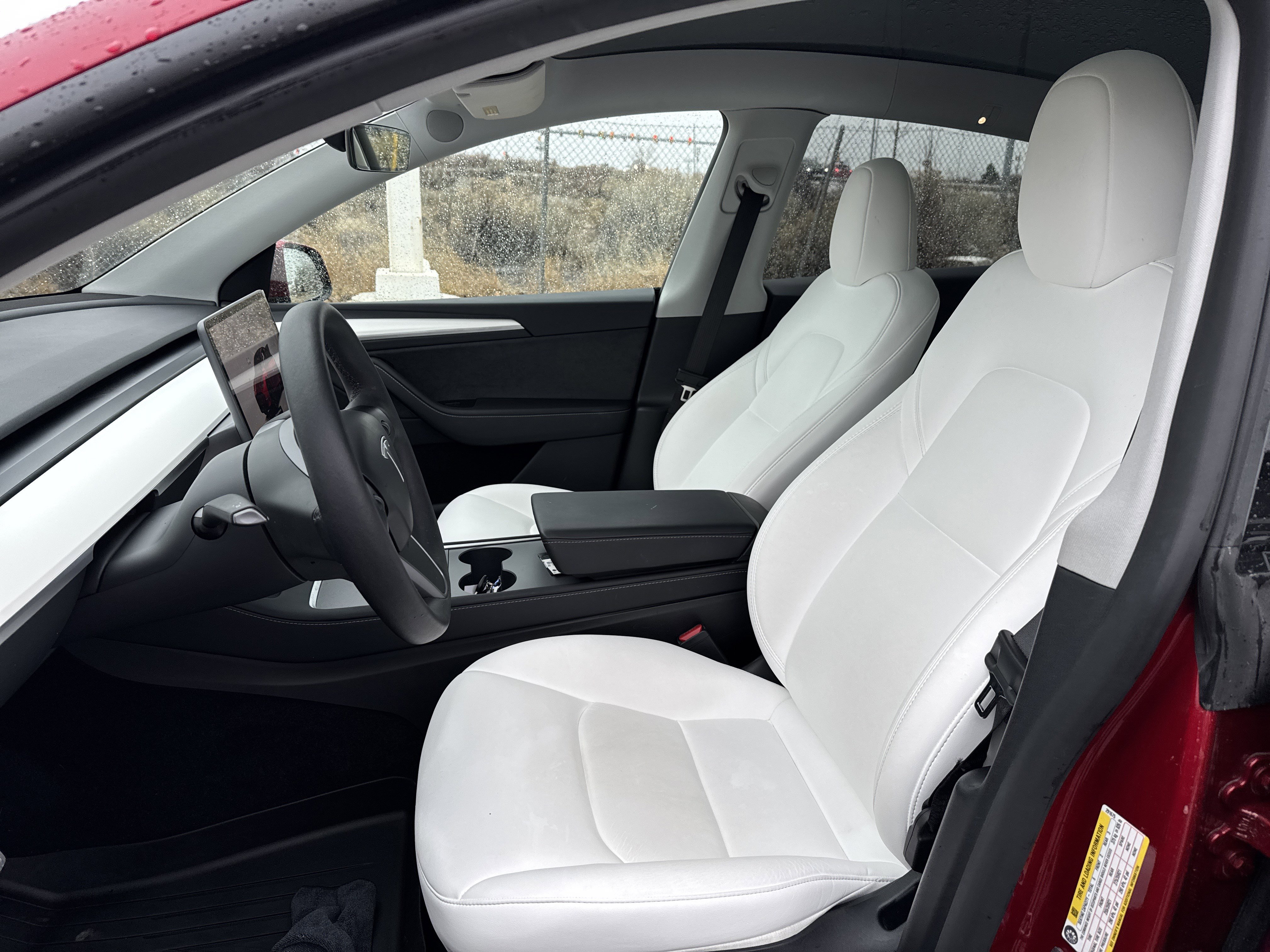 Used 2024 Tesla Model Y Performance image 21