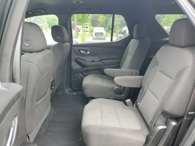 Used 2023 Chevrolet Traverse LT AWD/4WD image 31