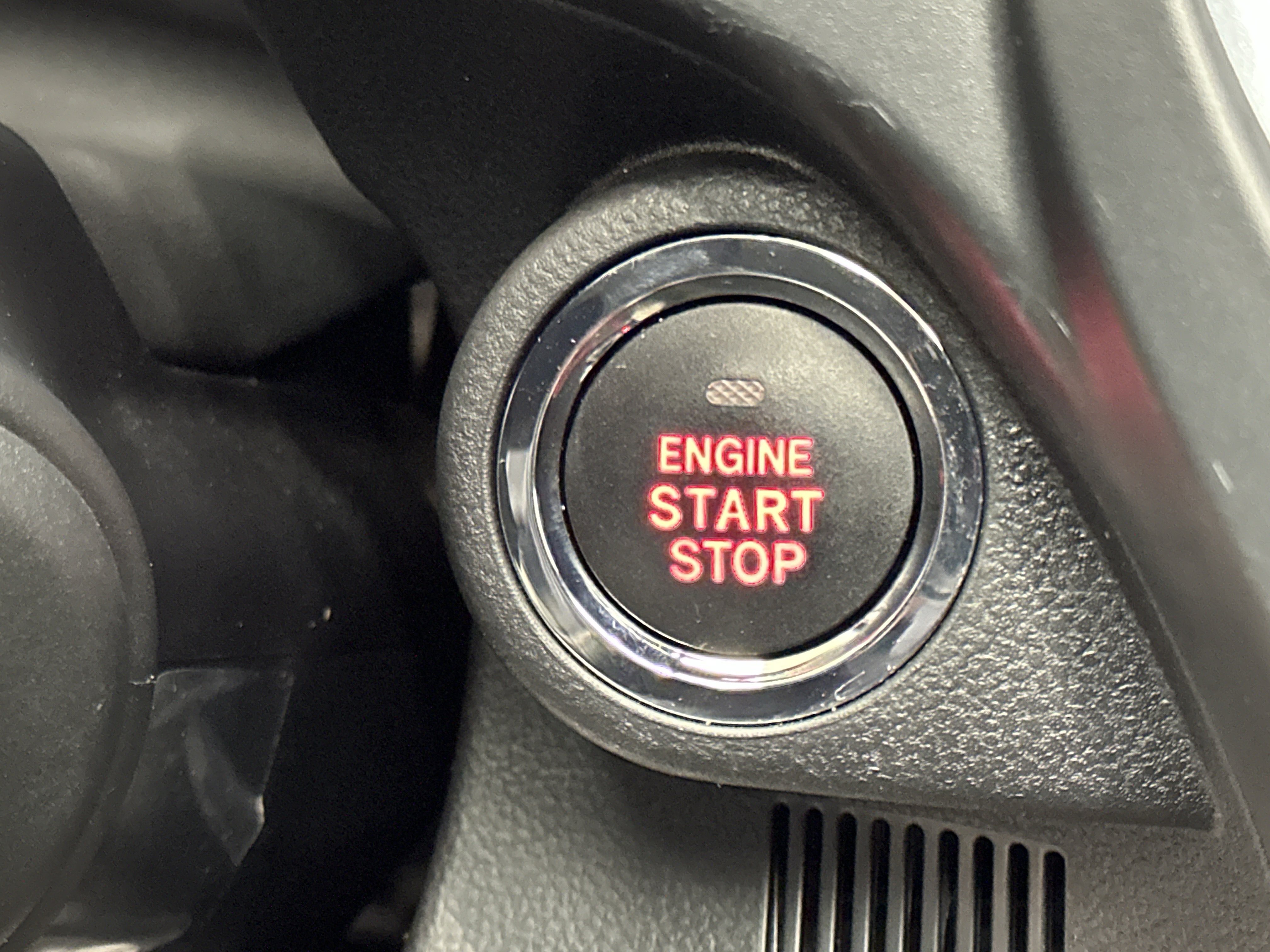 Used 2025 Subaru Forester Limited w/ Popular Package #2 image 29