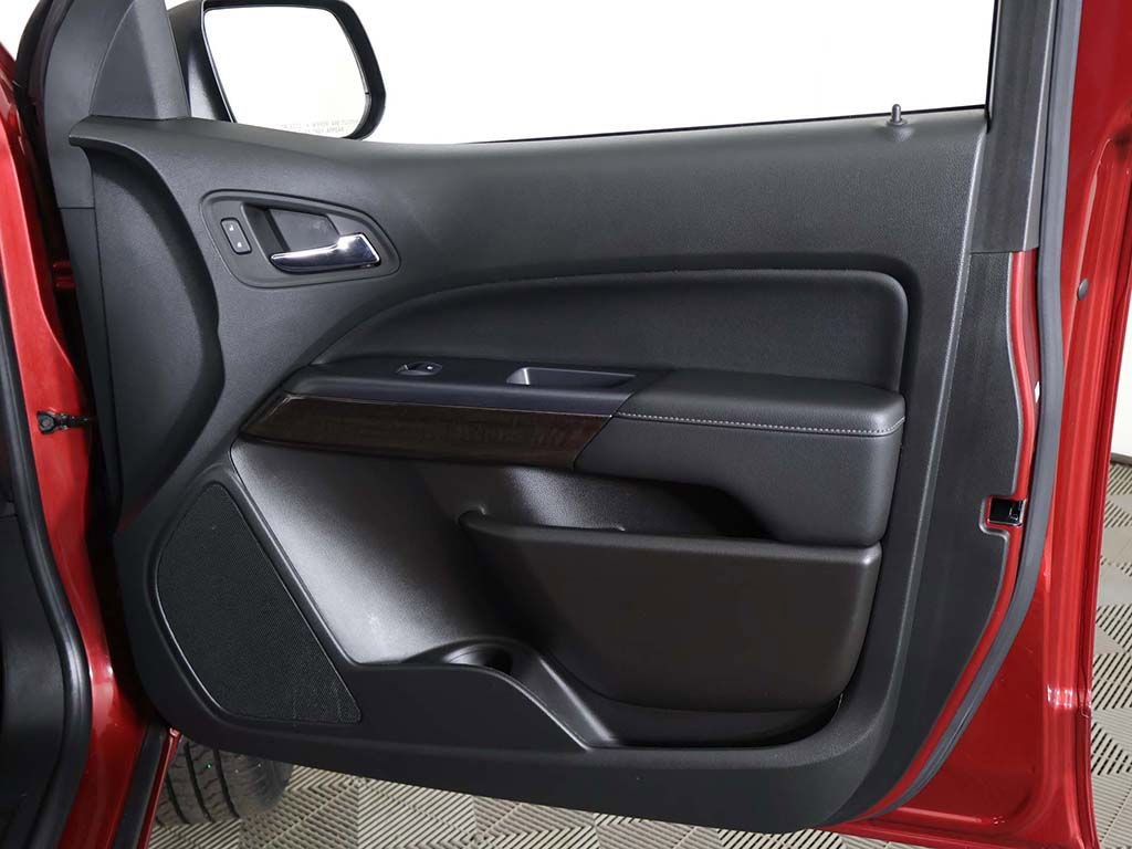 Used 2020 GMC Canyon SLE w/ Elevation Edition image 21