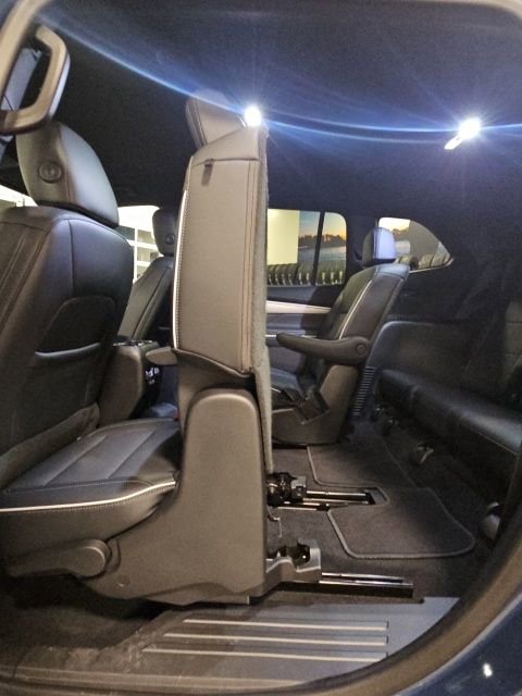 Used 2025 Buick Enclave Preferred image 33