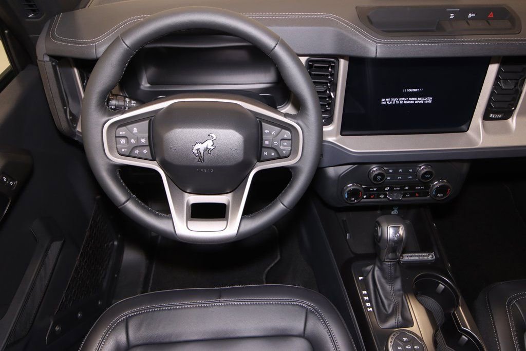 New 2025 Ford Bronco Outer Banks image 16