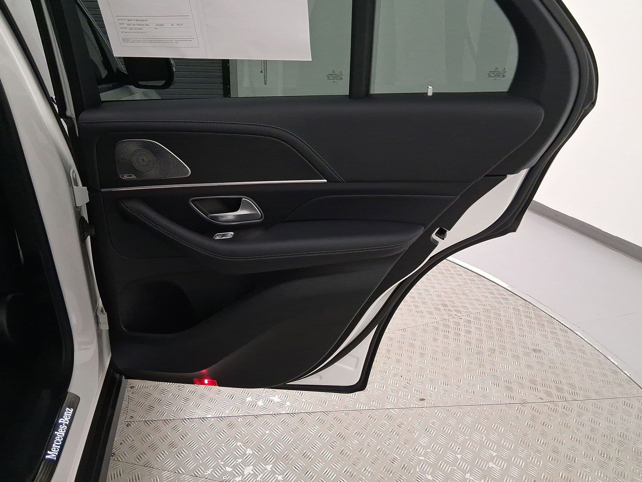 Used 2024 Mercedes-Benz GLE 350 4MATIC image 33