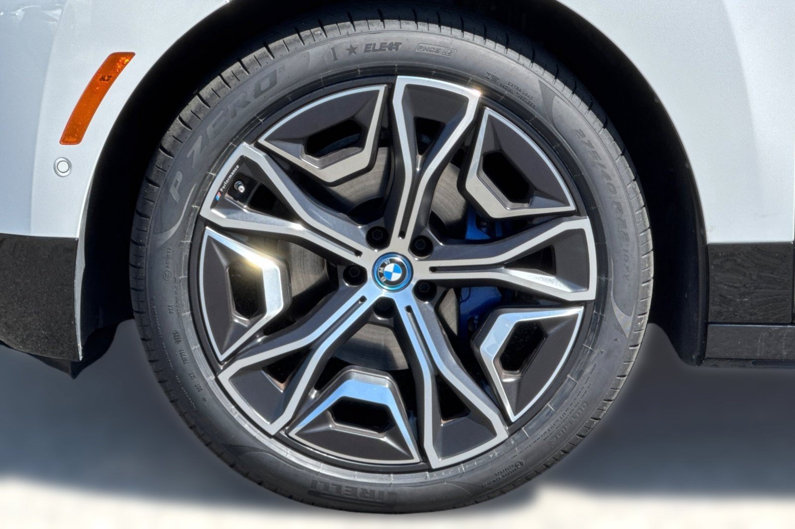 Certified 2024 BMW iX xDrive50 w/ Sport Package AWD/4WD image 13