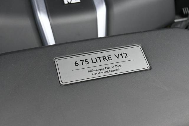 Certified 2024 Rolls-Royce Cullinan Black Badge AWD/4WD image 38