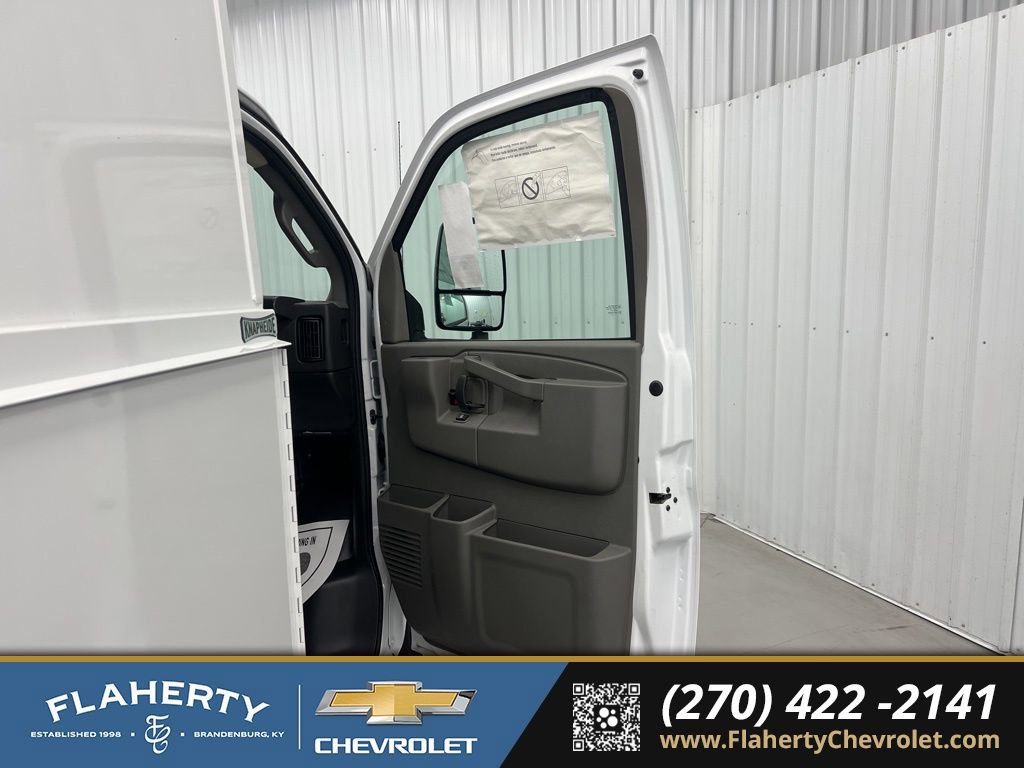 New 2025 Chevrolet Express 3500 w/ Power Convenience Package image 10