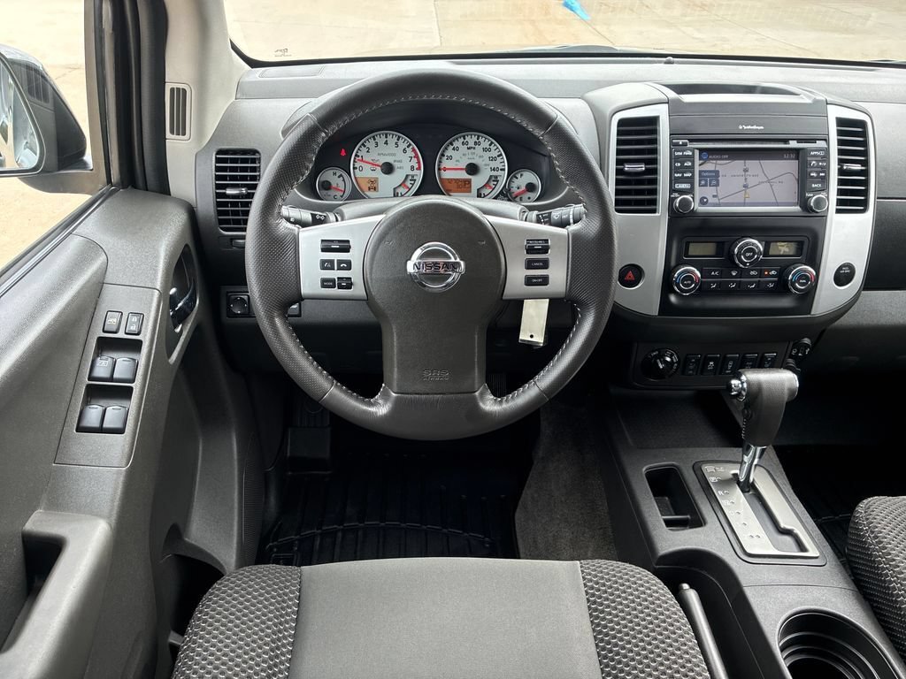 Used 2018 Nissan Frontier PRO-4X AWD/4WD image 13