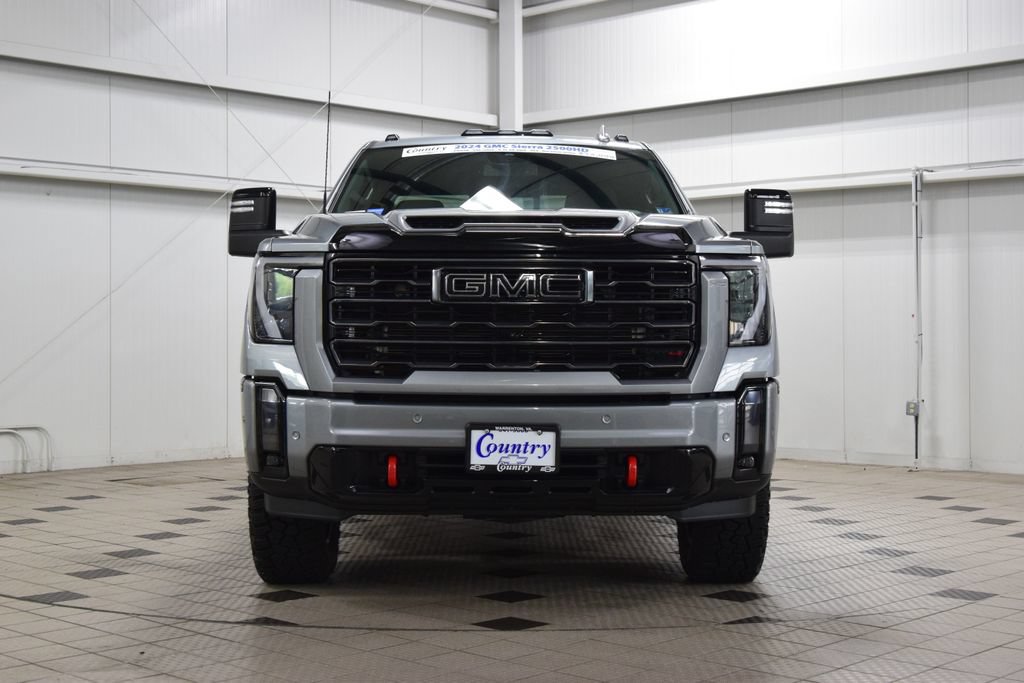 Used 2024 GMC Sierra 2500 AT4 w/ AT4 Preferred Package AWD/4WD image 2