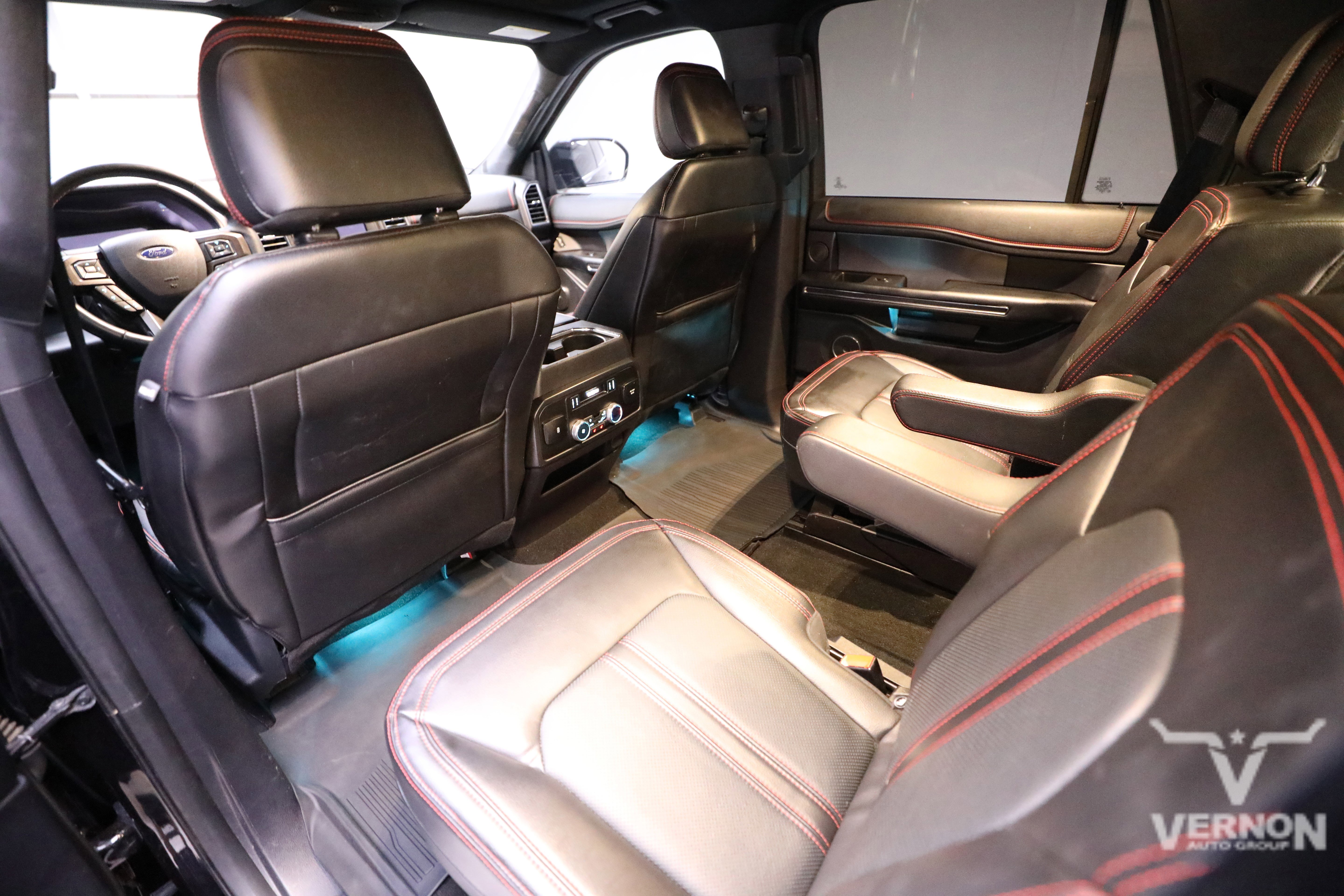Used 2021 Ford Expedition Limited image 9