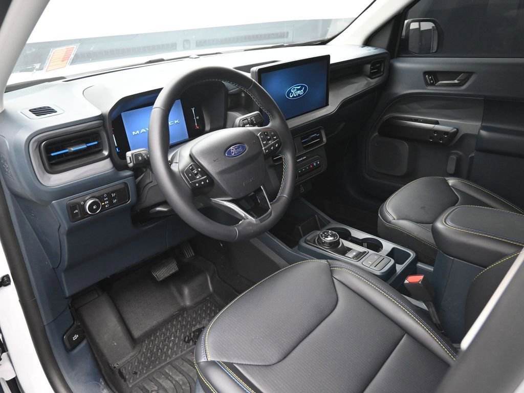 Used 2025 Ford Maverick Lobo image 19