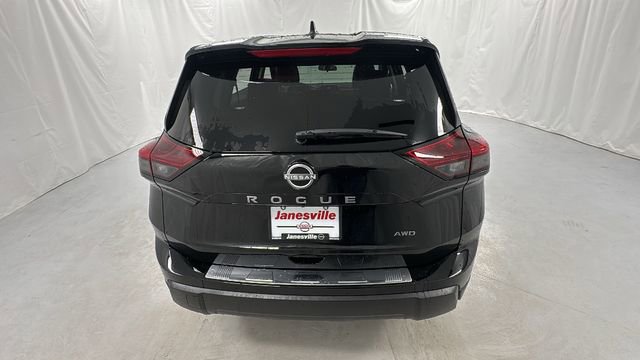 New 2026 Nissan Rogue SV w/ Cold Weather Package AWD/4WD image 4