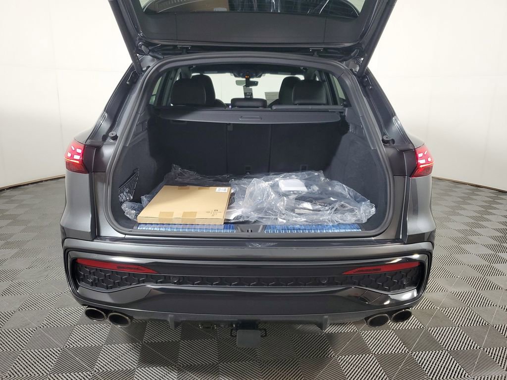 New 2026 Audi SQ5 Premium Plus AWD/4WD image 8