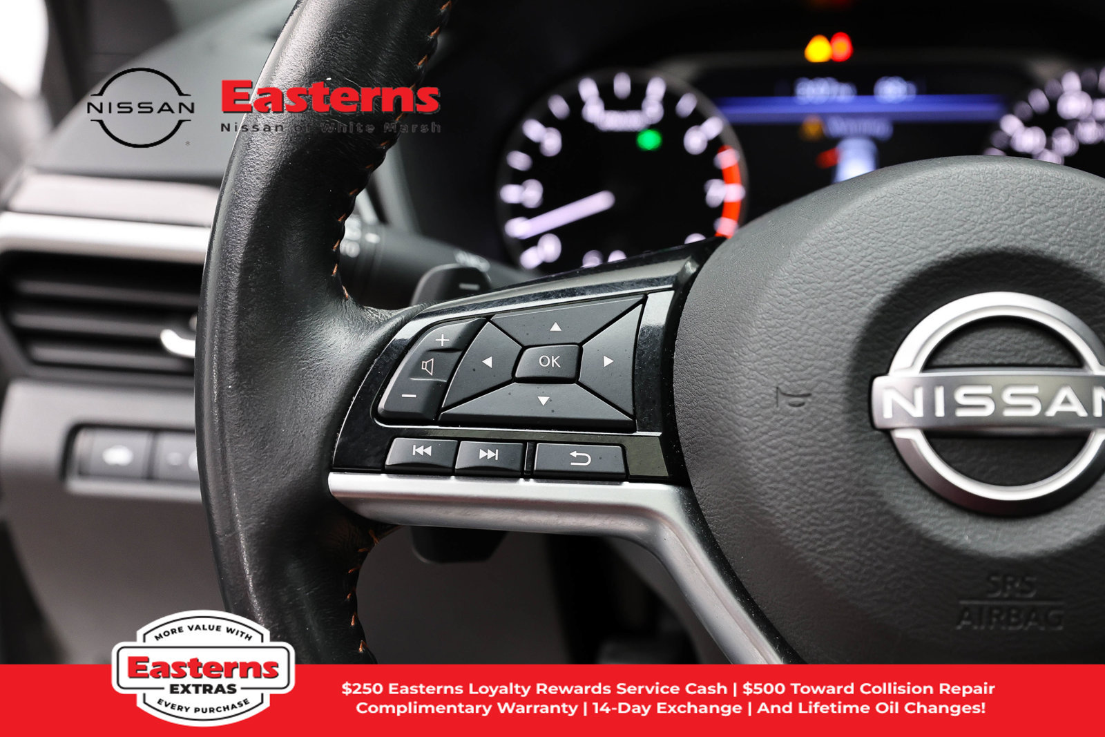 Used 2023 Nissan Altima 2.5 SR w/ SR Premium Package FWD image 15
