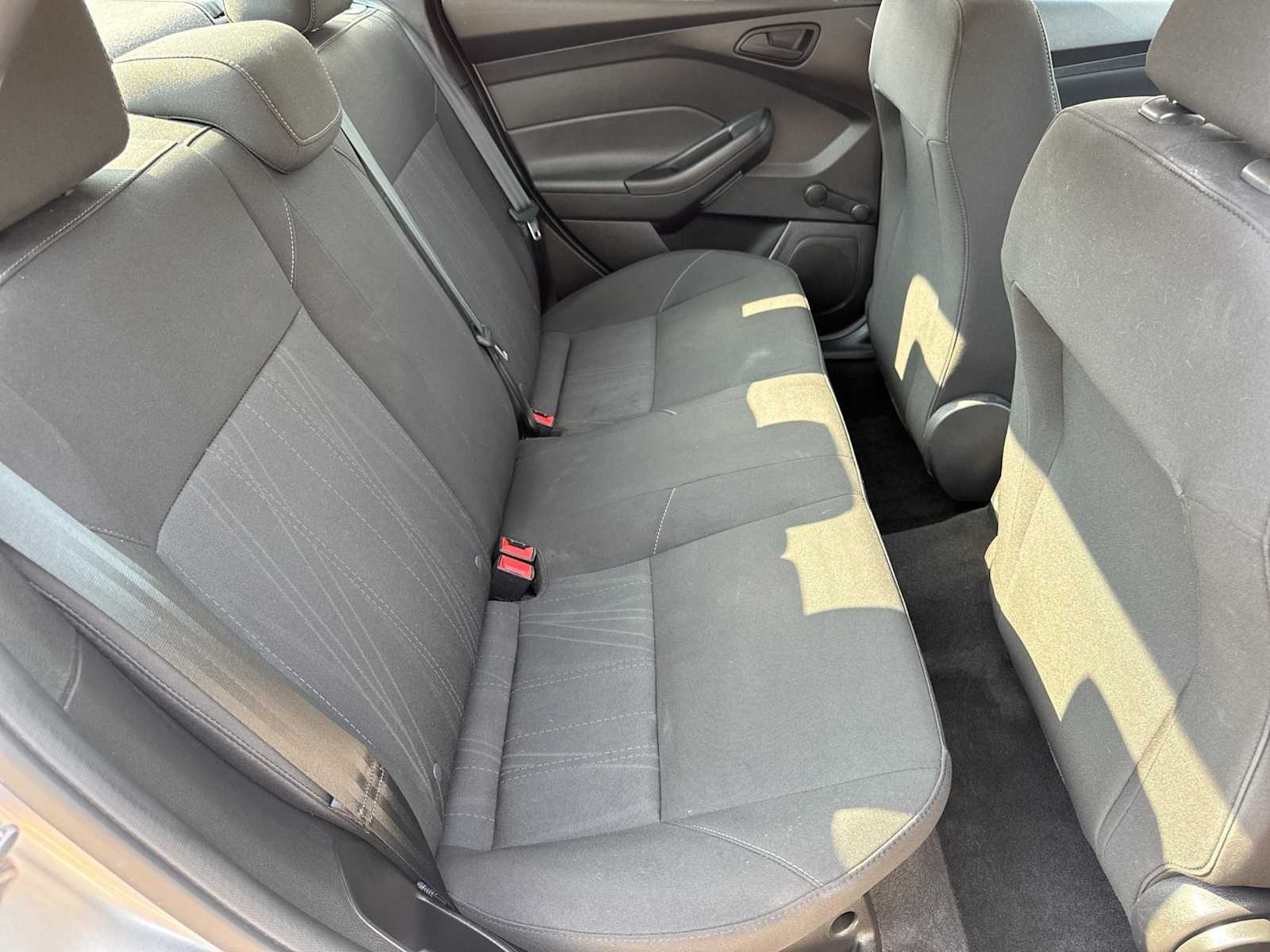 Used 2018 Ford Focus S FWD image 19