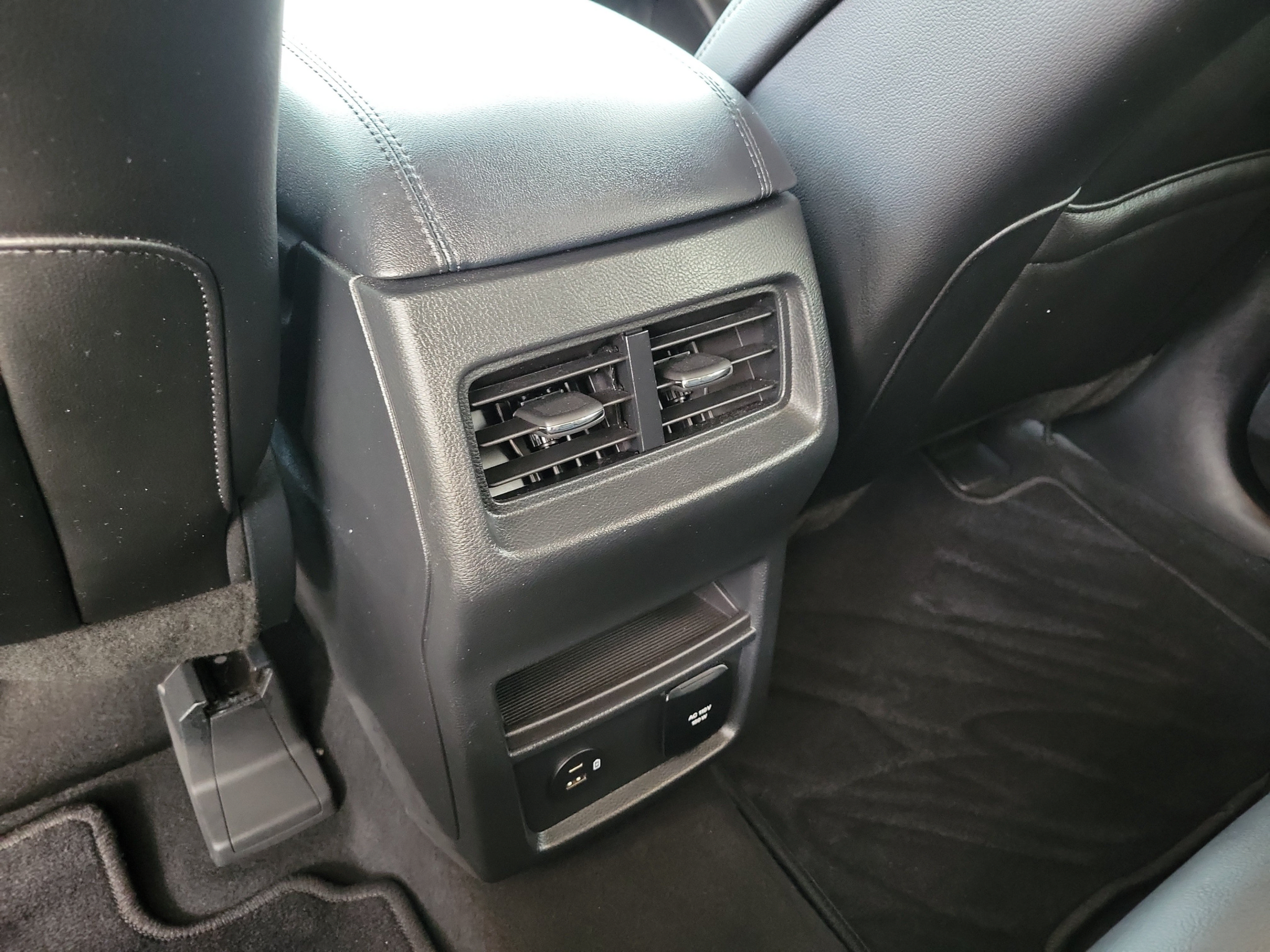 Used 2021 Ford Edge SEL w/ Convenience Package FWD image 12