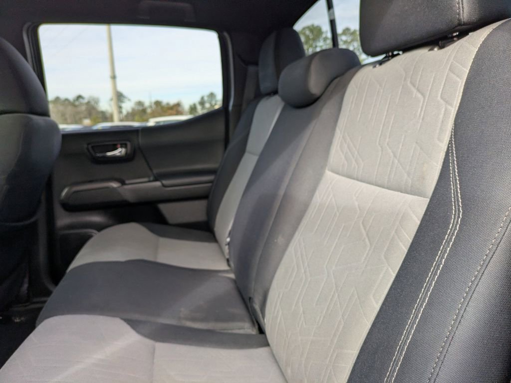 Used 2023 Toyota Tacoma TRD Sport image 12