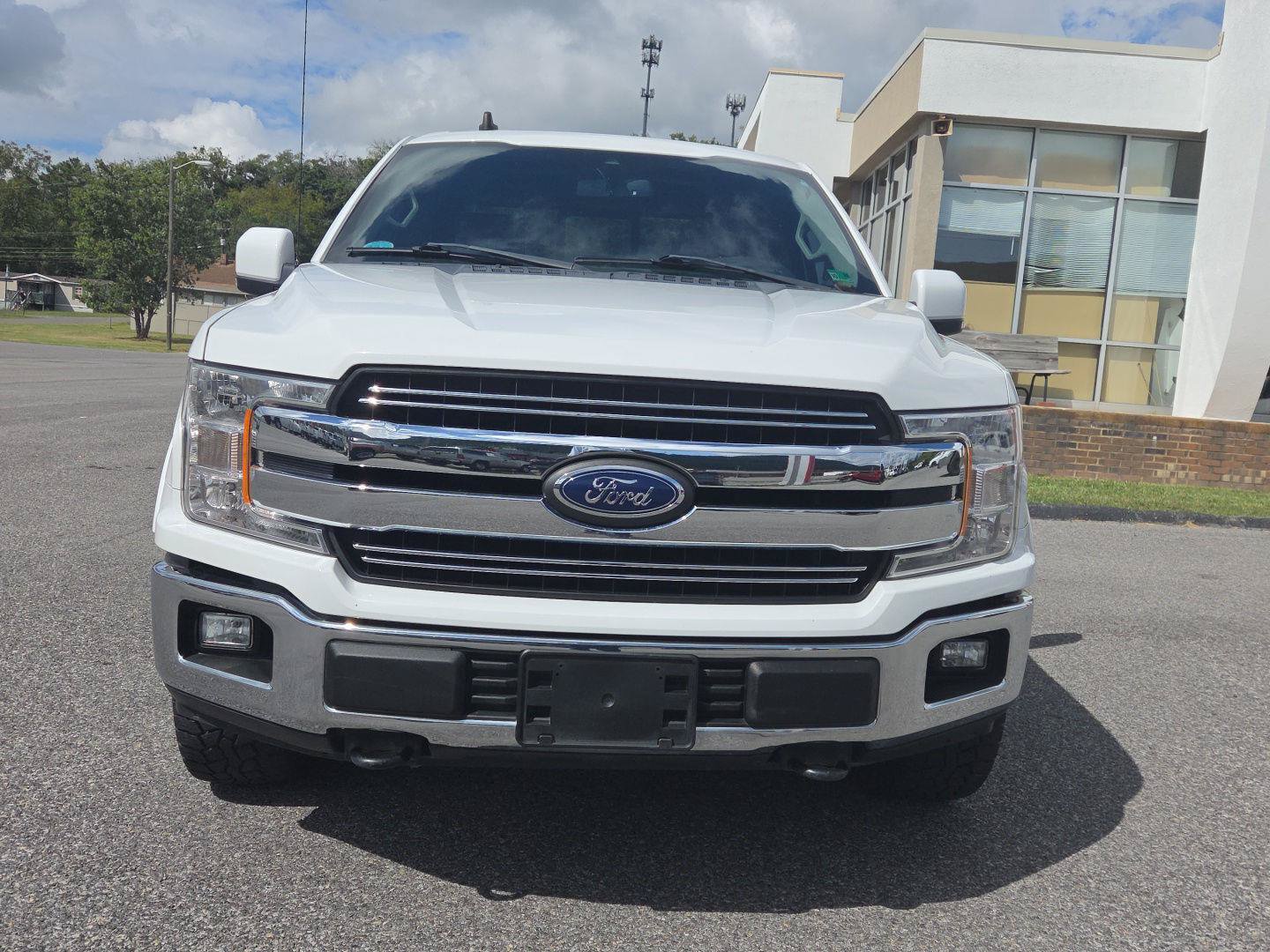 Used 2019 Ford F150 Lariat AWD/4WD image 9