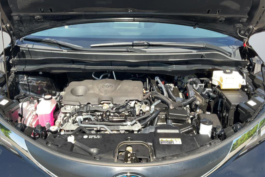 Used 2022 Toyota Sienna XLE FWD image 23