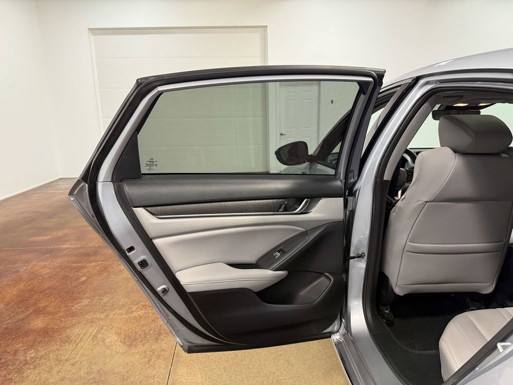 Used 2018 Honda Accord EX-L image 47