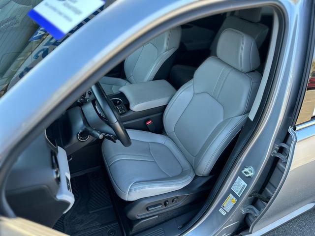 Used 2025 Honda Pilot Touring image 12