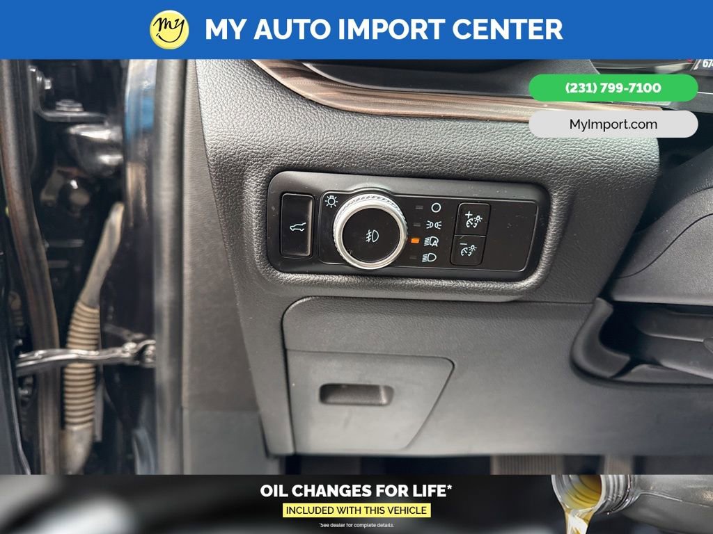 Used 2023 Ford Explorer Limited image 14