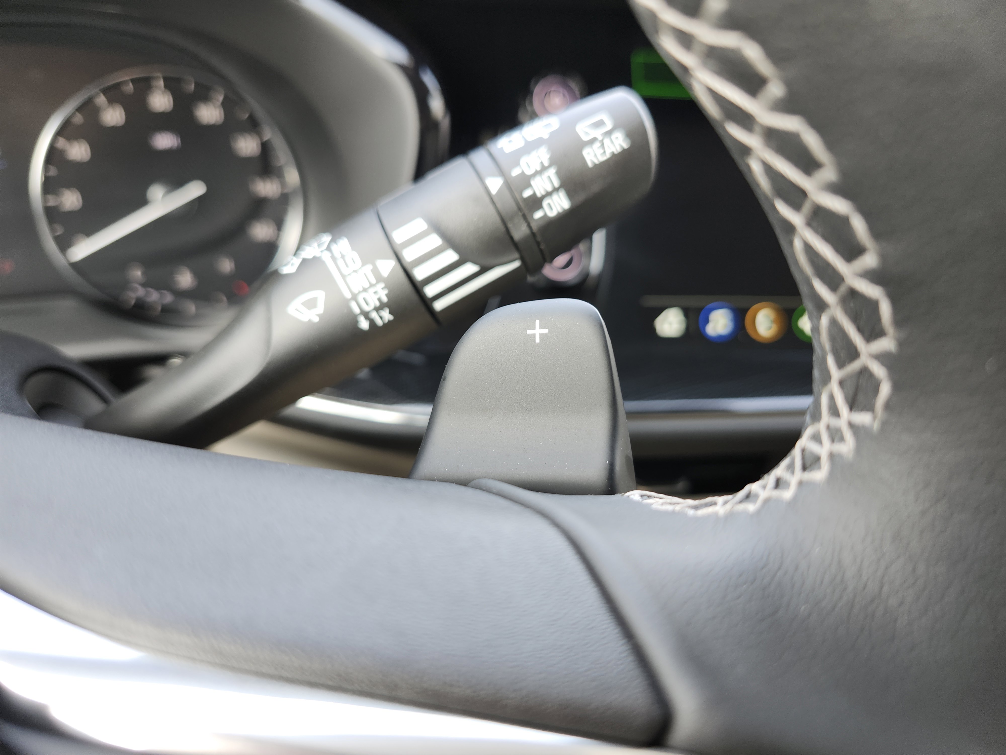 Used 2023 Buick Envision Preferred image 11