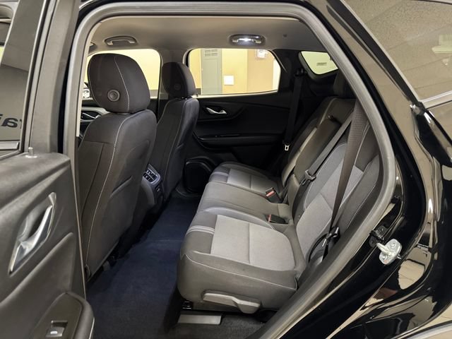Used 2025 Chevrolet Blazer LT FWD image 18