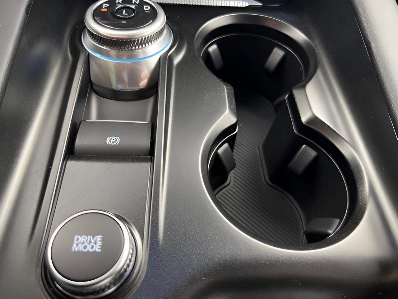 Used 2025 Ford Explorer ST-Line w/ Premium Package image 18