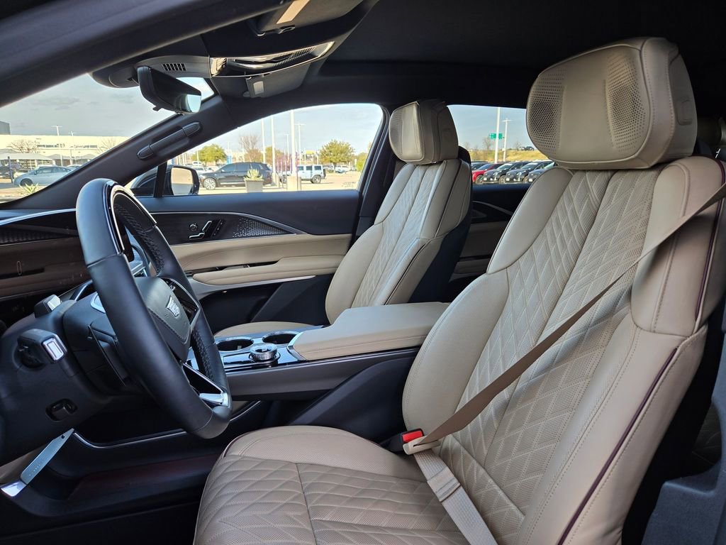 Certified 2024 Cadillac Lyriq Luxury w/ Nappa Leather Package image 29