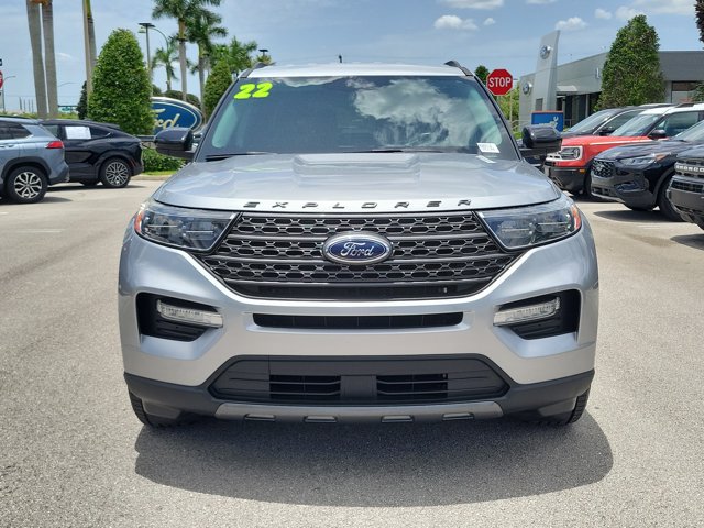 Certified 2022 Ford Explorer XLT w/ Equipment Group 202A RWD image 2