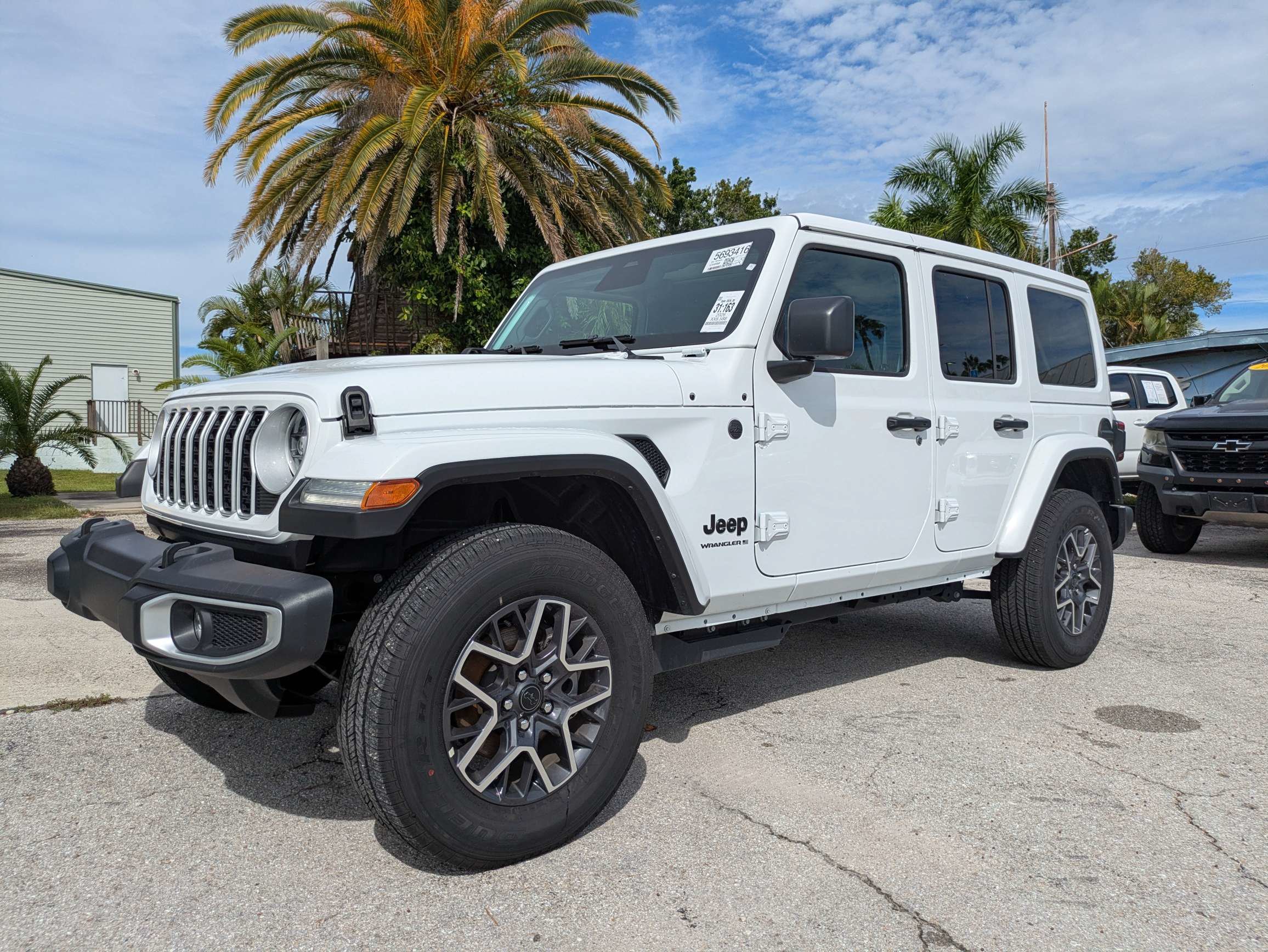 Used 2026 Jeep Wrangler Unlimited Sahara AWD/4WD image 11