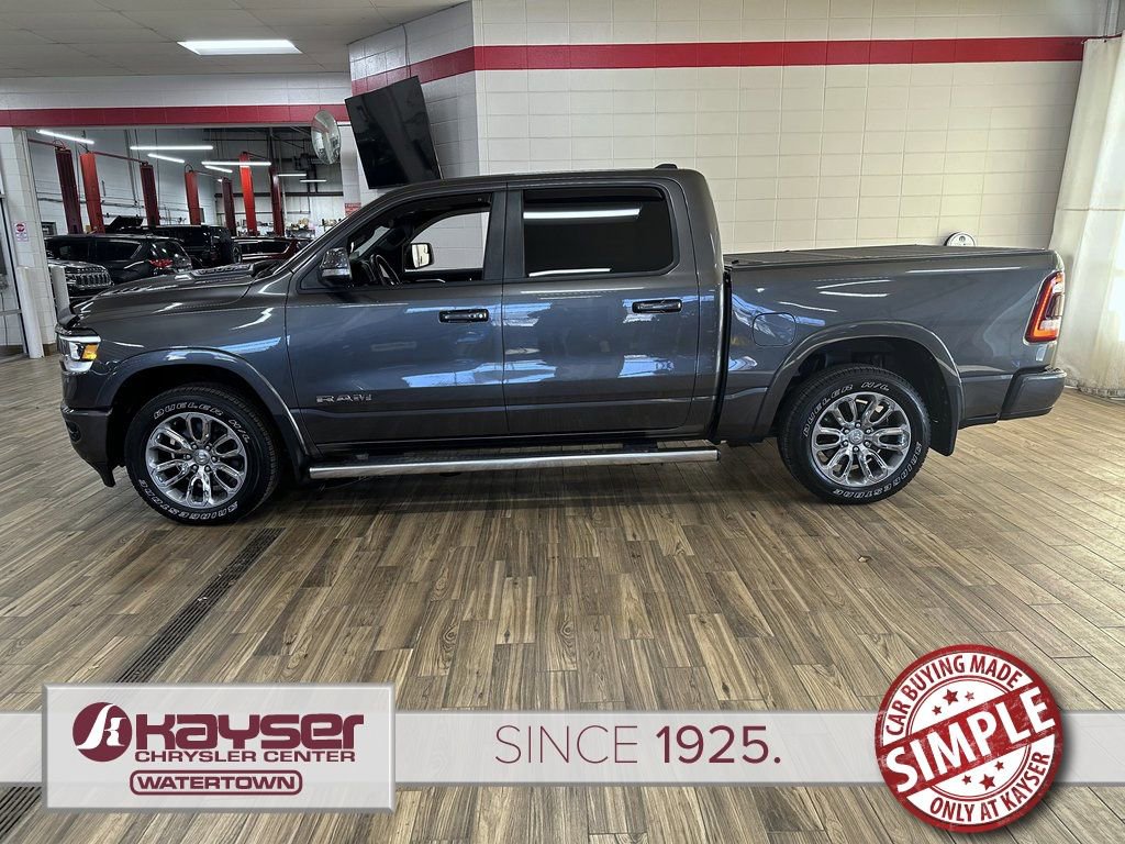 Used 2022 RAM 1500 Laramie AWD/4WD image 2
