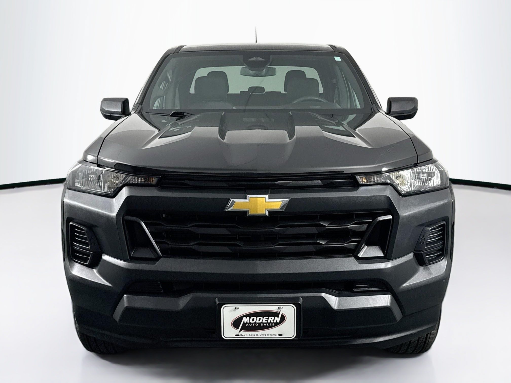 Used 2023 Chevrolet Colorado W/T RWD image 7