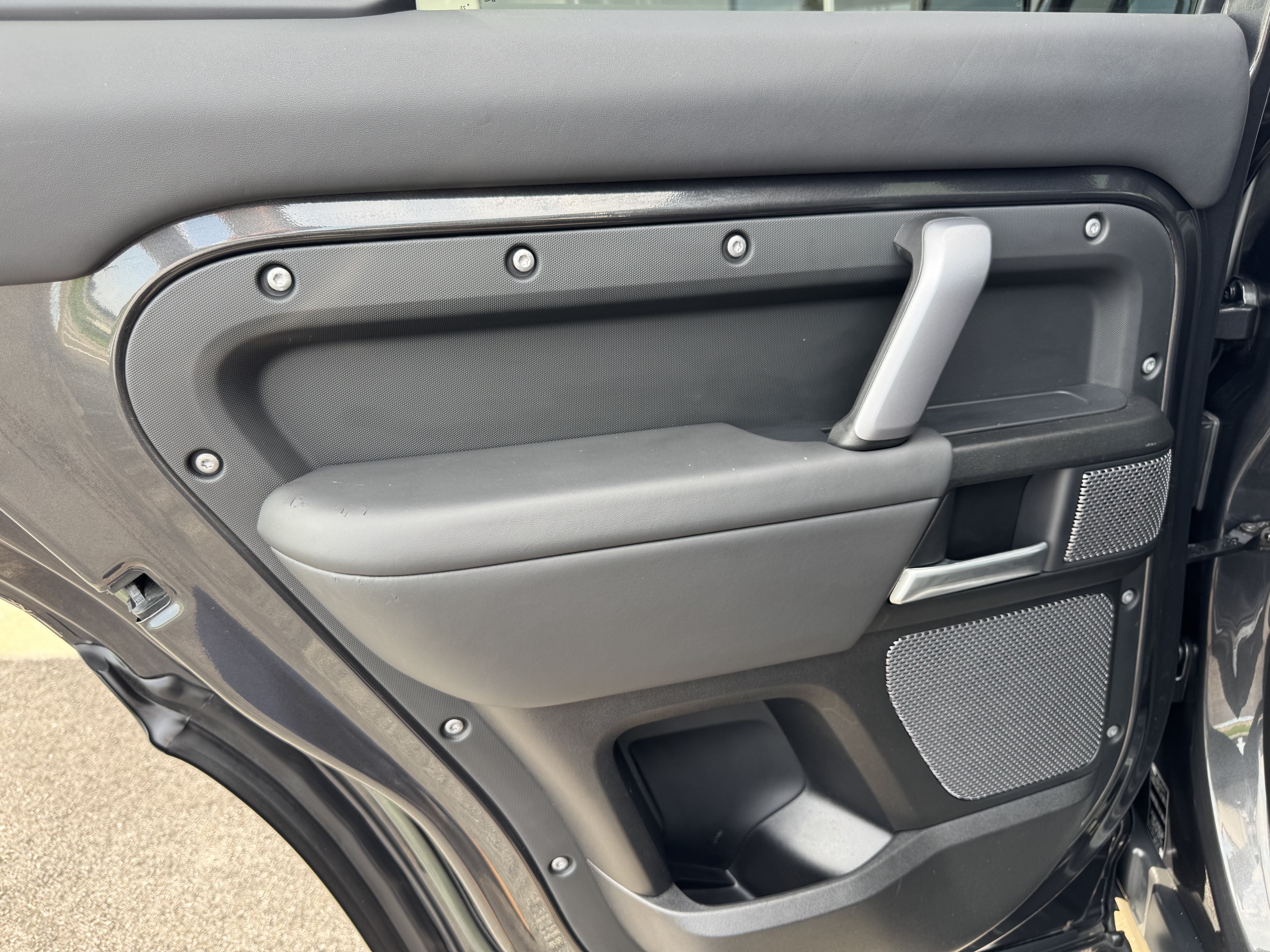 Certified 2023 Land Rover Defender 110 Carpathian Edition AWD/4WD image 31