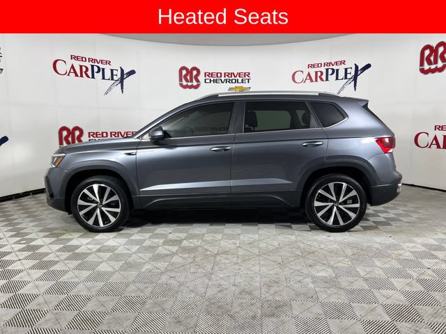 Used 2024 Volkswagen Taos SE FWD image 4