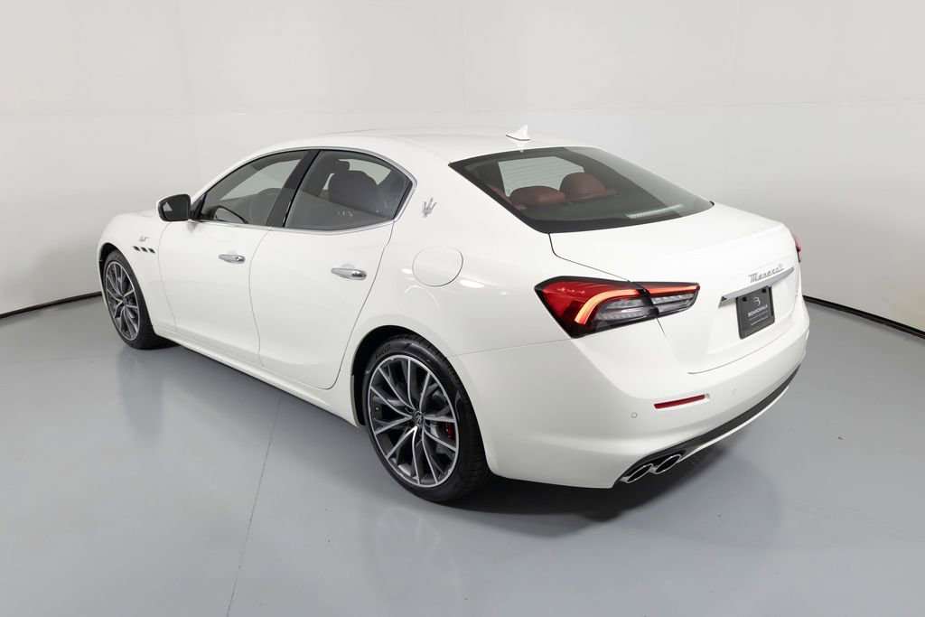 Used 2023 Maserati Ghibli GT RWD image 11