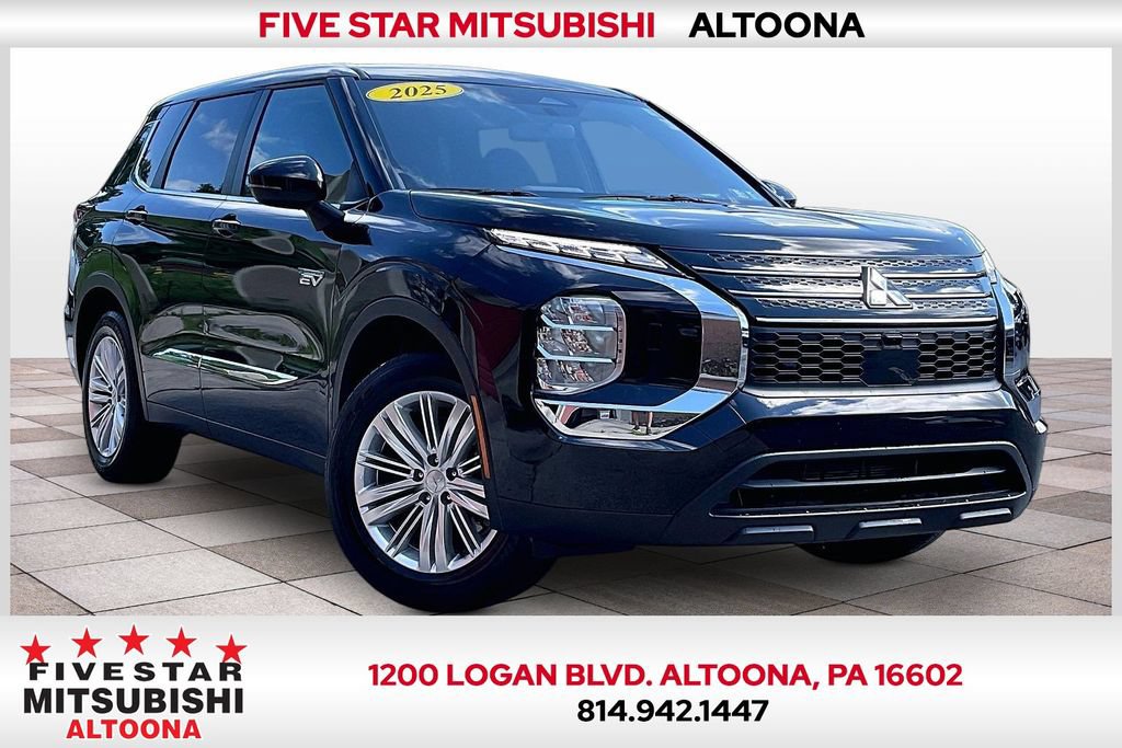 Used 2025 Mitsubishi Outlander ES