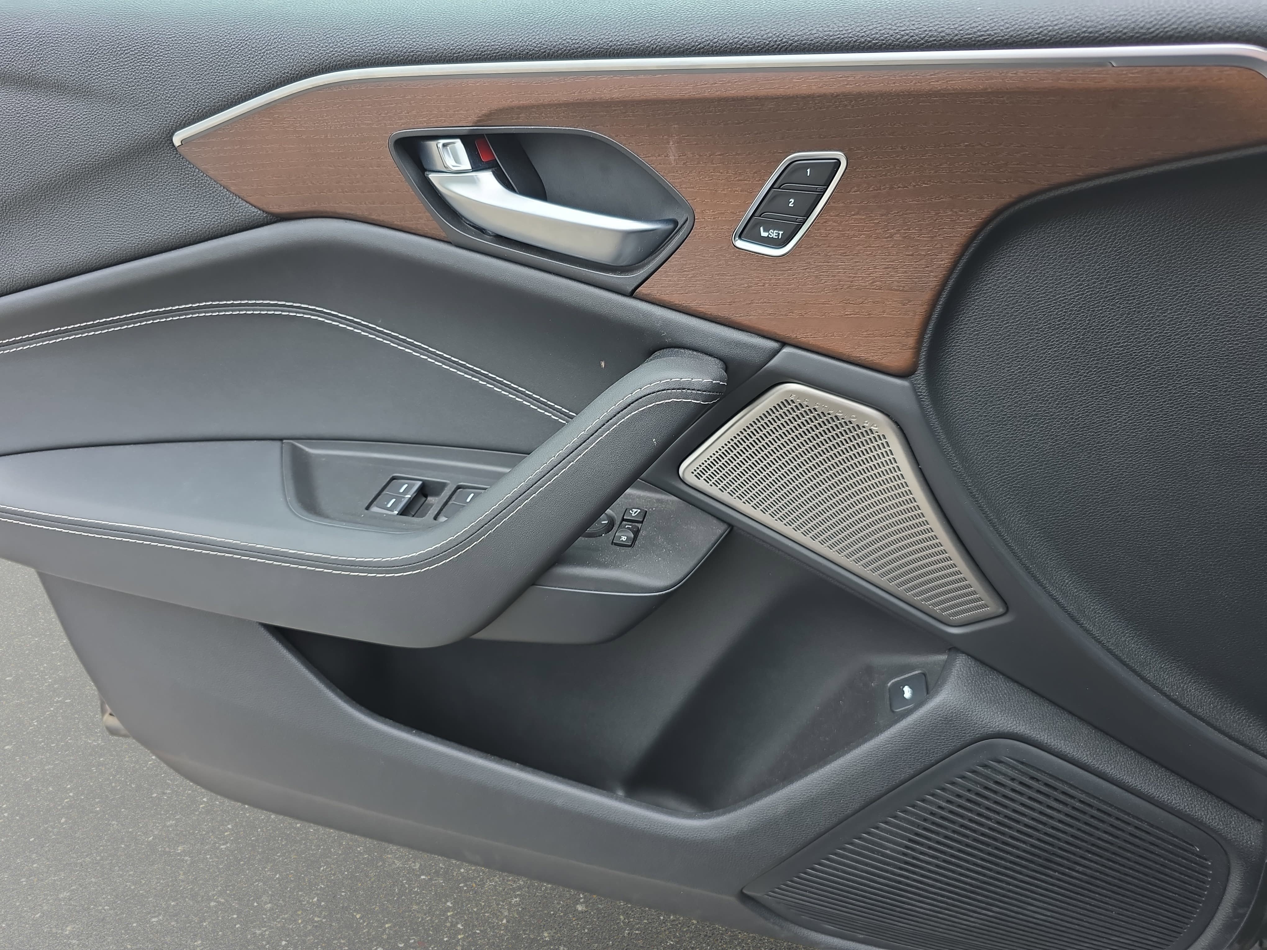 Certified 2023 Acura TLX SH-AWD w/ Advance Package image 25