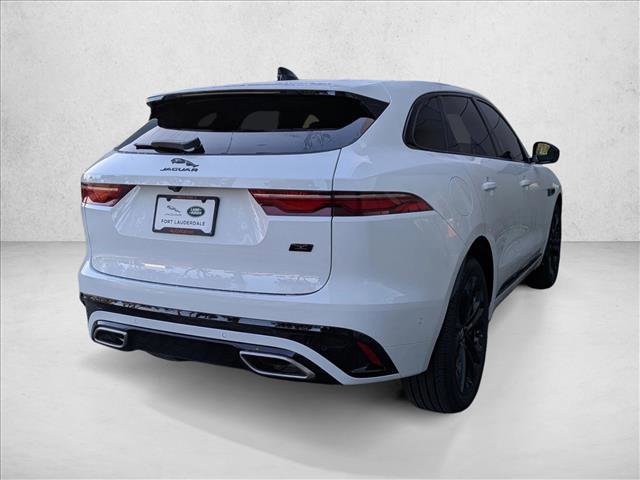 New 2026 Jaguar F-PACE R-Dynamic S image 2