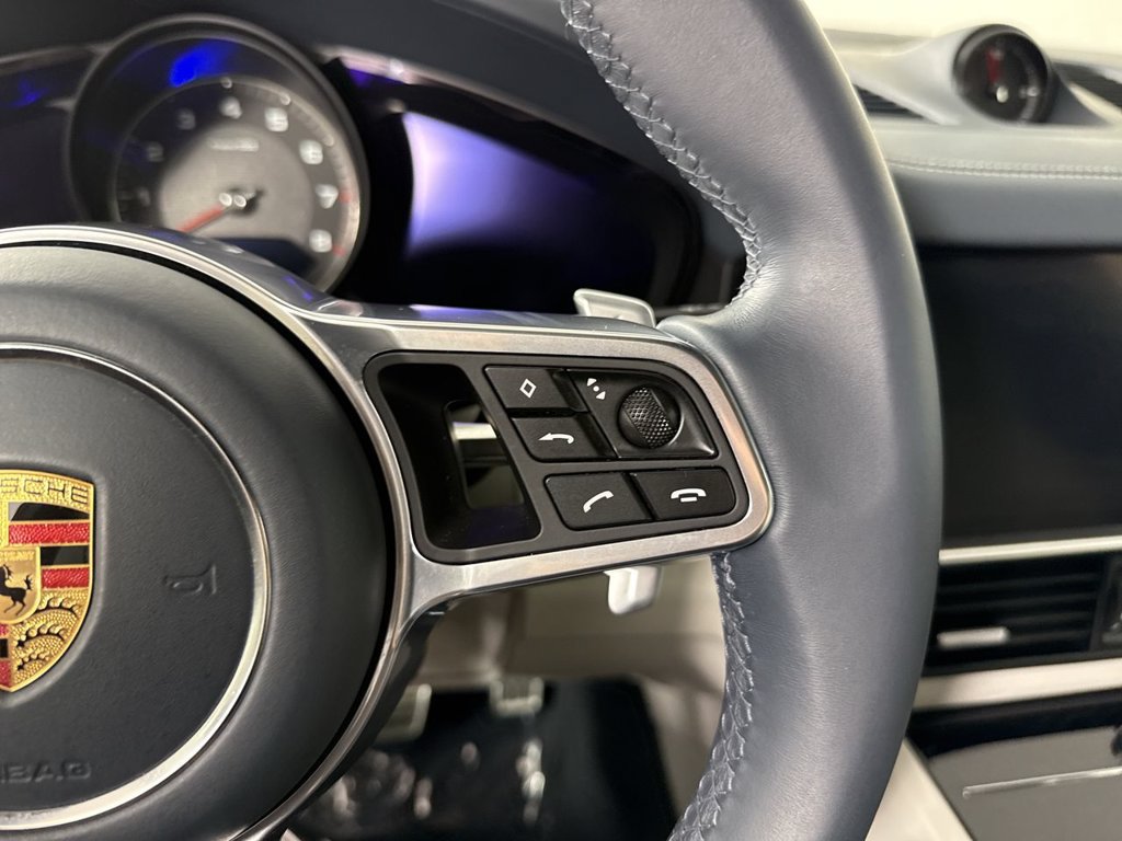 Certified 2023 Porsche Cayenne S Platinum AWD/4WD image 38