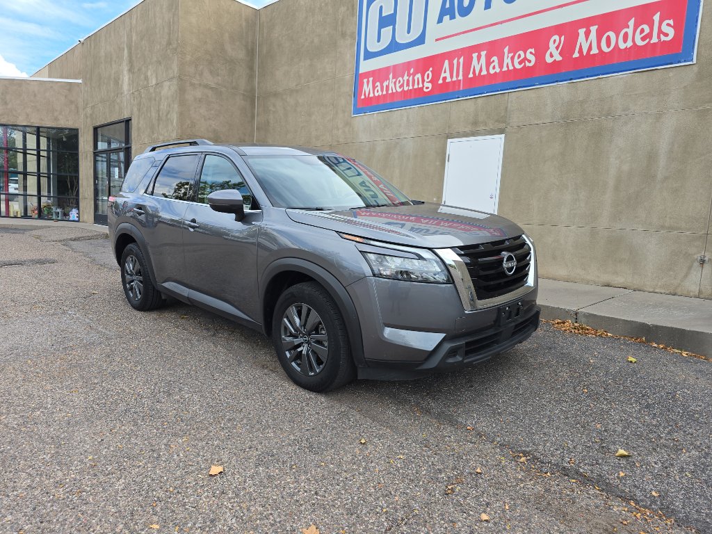Used 2024 Nissan Pathfinder SV image 6