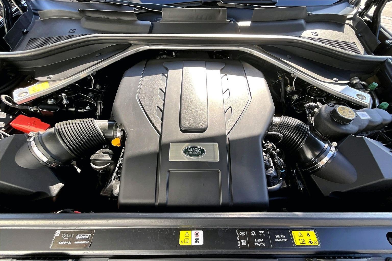 Used 2023 Land Rover Range Rover Long Wheelbase SE image 9