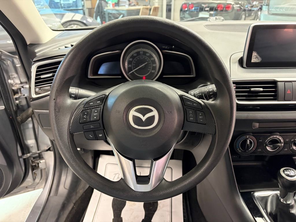 Used 2016 MAZDA MAZDA3 i Sport w/ Preferred Equipment Package image 10