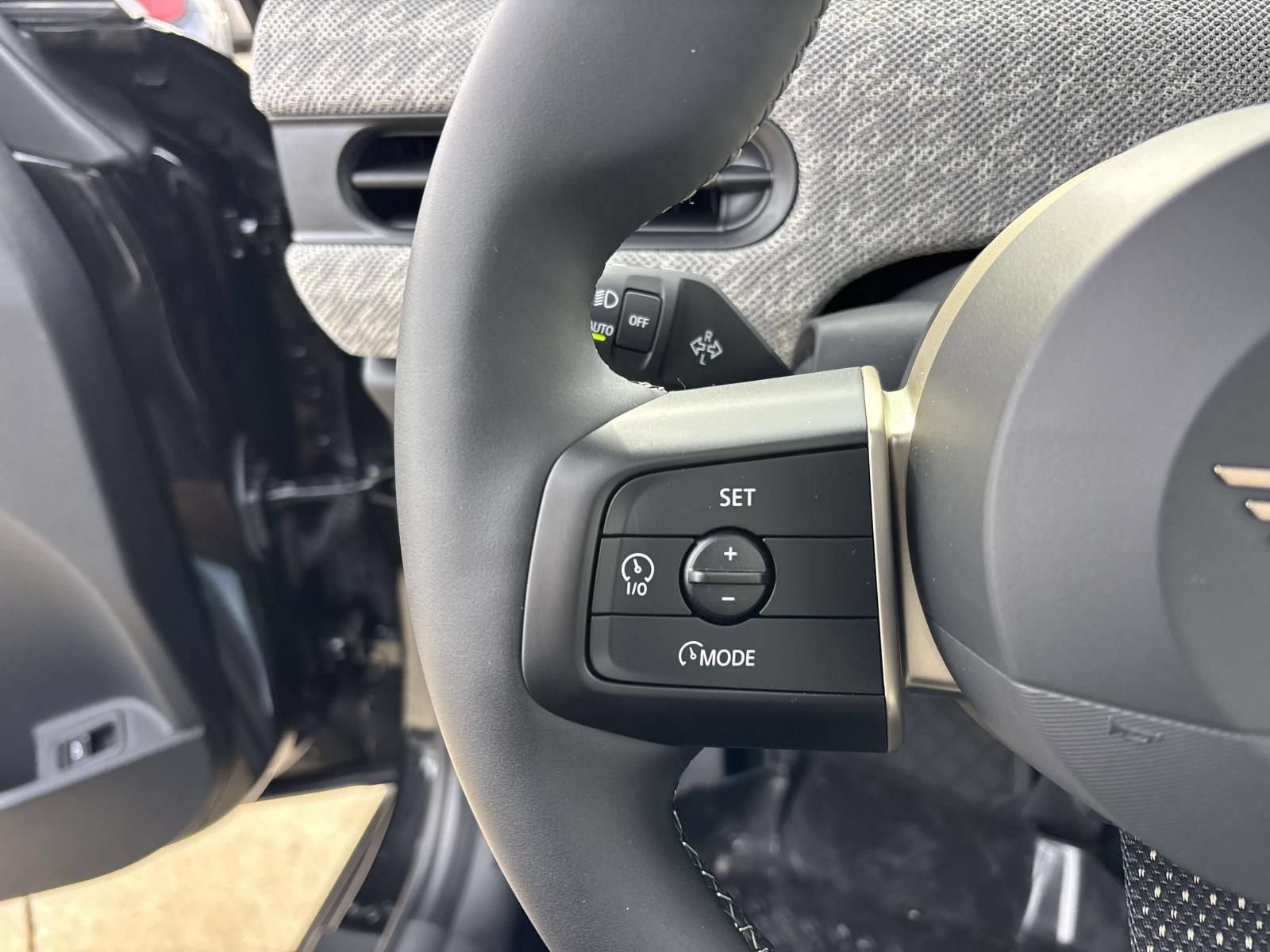 New 2026 MINI Cooper 2-Door Hardtop FWD image 16